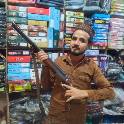 RafatKh29595346's profile picture. Bussenesman