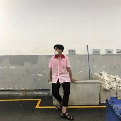 VDuykhim6's profile picture. 