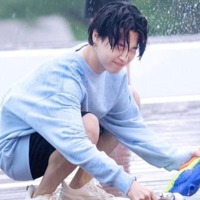 Jiminちゃんが大好き💛 大人新規アミです💜みんなに元気をもらっています☆ 仲良し🐥🐰が大好きです☺︎