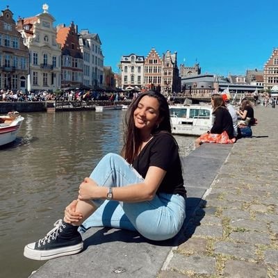 crisrosal3's profile picture. 🌹