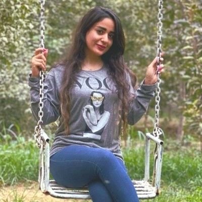 دانشجوی روانشناسی، یه آبان ماهی شیطون با فانتزی های خودش❤️🔥