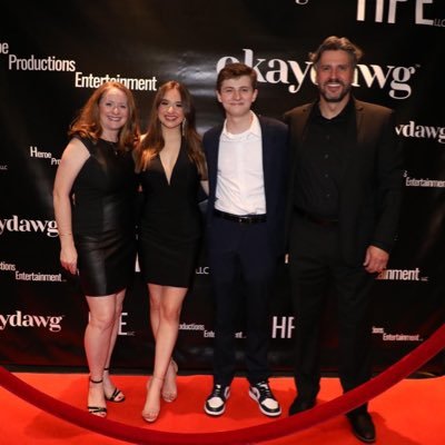 christen_pitts's profile picture. wife, mom, choreographer, dance teacher, arts advocate, and optimist! https://t.co/k5zg505jXY & https://t.co/SFUEOPdSY6