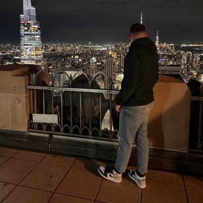 Theot2101's profile picture. 