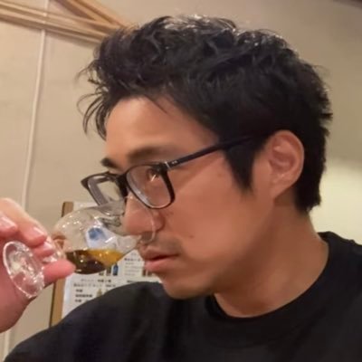 ・ウイスキーが好きだ！酒が好きだ！・居酒屋とスナックが大好きだ！・YouTube：ゔぃあすチャンネル【ウイスキー同好会】7000人 https://t.co/DTNdUIk1rT ・メガネ酒販も宜しく！