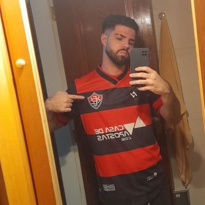 EC Vitória ❤🖤
Pega Leãaaaao 🔴⚫
Chelsea FC 💙
Keep The Blue Flag Flying high💙
Chicago Bulls
Green Bay Packers
