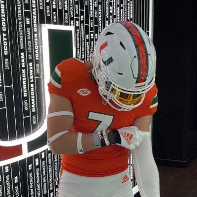 🪐 Edge at the U 💚🧡 @canesfootball I am in the transfer portal with 3 years of eligibility left.  DM