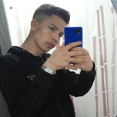 AlexxDelgado02's profile picture. Blessed 🙏