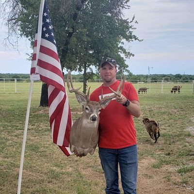 JasonWaters19's profile picture. Husband, Father, Basketball junkie, BBQ/food enthusiasts, garden enthusiasts,  Hunter, Veteran, anything outdoors! My views/ opinions are solely my own!