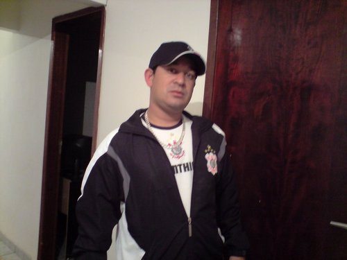 alguns dias sofri, muitos dias vibrei, poucos dias chorei, todos os dias te amei, mas em nenhum te abandonei CORINTHIANS ♥