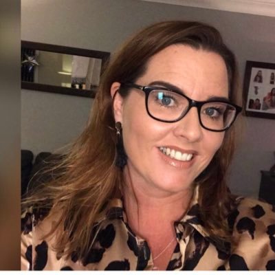 Mum of two beautiful girls, Community Manager for substance misuse charity. #bekind#everyonematters
