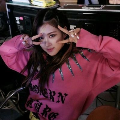 Lalalai_manobal's profile picture. 𝐌é𝐱𝐢𝐜𝐨
⩄ 𝐛𝒑.
∆ 𝗯𝘁𝘀