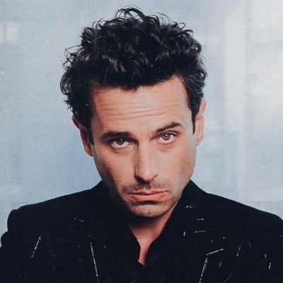 treatyooselff's profile picture. inişlerim çıkışlarım