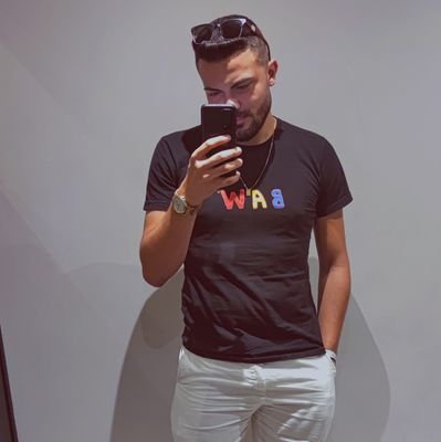 belintanileo's profile picture. 🤷🏻‍♂️