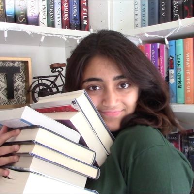 tahirareads's profile picture. I like to read | 20