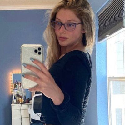 PJ Girl 🧞♀️ New account!
✖️175 cm • 22 y/o • Denver, CO ❄️
Click👇🏻