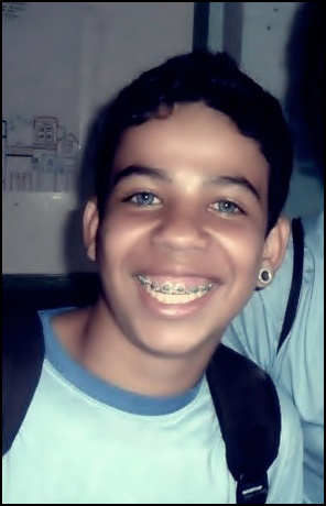 SOLTEIRO,HÈTERO,SÃO PAULINO,COLIRIO,BOBO,FEIO  #2BEIJOS @FOLOOW-ME @GuAlcantara__  Pra quem tem pensamento forte, o impossível é só questão de opinião