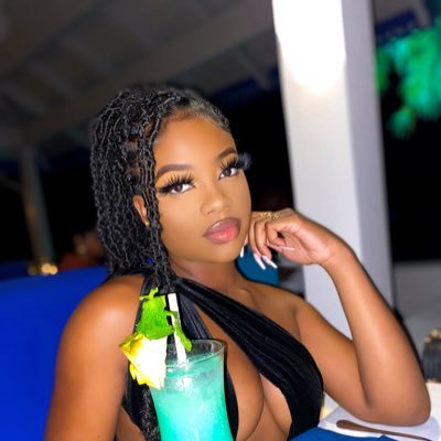 Sha_rece's profile picture. IG - Sha.rece