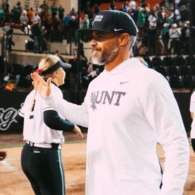 Husband and a father. Head softball coach at The University of North Texas 2019, 2021, 2022 Conference USA Champs 🏆 🏆 🏆#LightTheTower #GMG