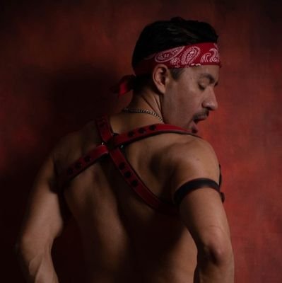 zonicman's profile picture. Gay Adult content 🔞
Model, creator, performer, traveler and entertainment entrepreneur. 
DM to collaborate

#gayguy #gaymodel