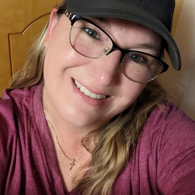 MaryAnneHunt11's profile picture. Kindergarten teacher, wife, mom of 2.