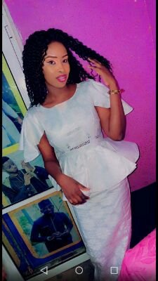 Aichouc02328047's profile picture. Humanitaire