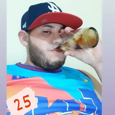 Serio desde él 96. Granate desde mi nacimiento hasta más allá de mi muerte.