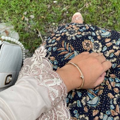 nnsyfqxh's profile picture. At least 2ℓ per day