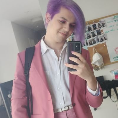 Jira Frontend Platform @Atlassian | run + design courses for @UNSWCOMPUTING + UNSW Collage they/them🏳️🌈 thoughts are my own!!