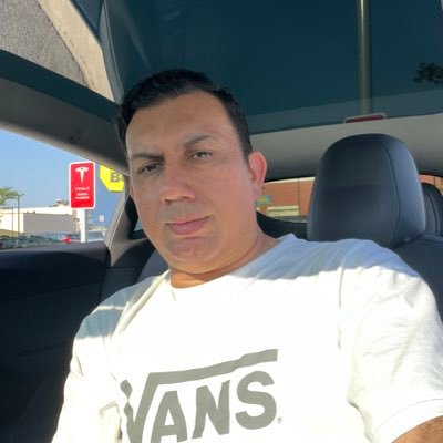 Adnan56471545's profile picture. 