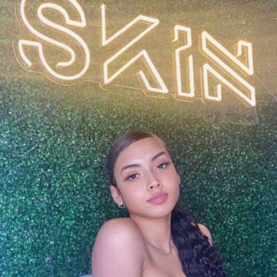 licensed Esthetician ✨ Skincare Specialist ✨ Skin Consultant ✨clear SKIN starts here ✨