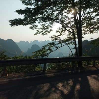pccbkzdiqLoeYOe's profile picture. 人人有忠献