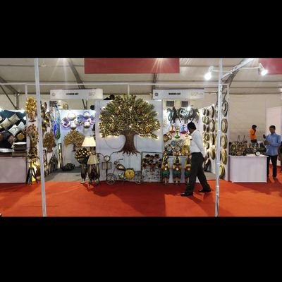 RaisAhm00987497's profile picture. o