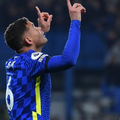 chalsea_lover_1's profile picture. チェルシー応援してます。  お笑いも好きです。