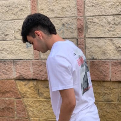 markoss05_'s profile picture. 一度🥊