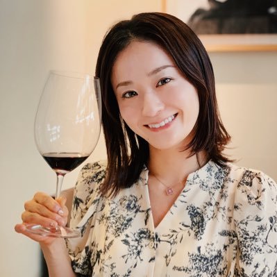 @aivino_wine アカデミー・デュ・ヴァン講師🍷女優🎥ItalianWineAmbassador🇮🇹IWS🎖️🇮🇹SAKE DIPLOMA🍶CPA🧀宅建士✏️golf⛳️『僕のヒーローアカデミア』P4エリザベス✨攻殻機動隊『リチプア』 Instagram @asami.yoshikawa