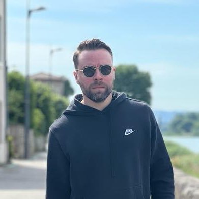 🇪🇺🇫🇷 | Software Engineer. | FR / EN | insta: walterspieler_ | Stackoverflow: /users/3918612 Supporter du PSG et de l’ASNL ou ce qu’il en reste.