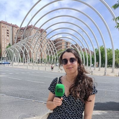 Periodista. Colaboro en @HortalezaPV. Dos veces fui #LaChubascosdeHtz y recorrí Madrid como #Barrileña en @MasDeUnoMadrid 🎙️ 📻