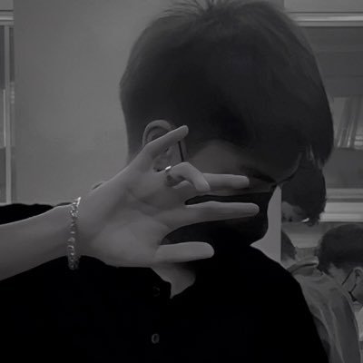 FLOWWAR1234's profile picture. 𝕴'𝖒 𝖆𝖓 𝖊𝖒𝖔𝖙𝖎𝖔𝖓𝖑𝖊𝖘𝖘 𝖕𝖊𝖗𝖘𝖔𝖓👿🥀🖤 𝕾𝖔 𝖇𝖆𝖉 𝕾𝖆𝖉 𝖇𝖔𝖞🌘 𝖊𝖛𝖊𝖗𝖞 𝖓𝖎𝖌𝖍𝖙🌃