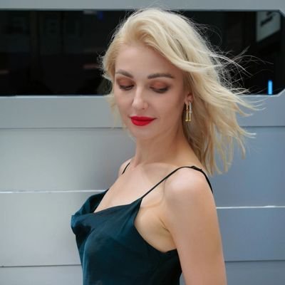 elaine41690525's profile picture. 