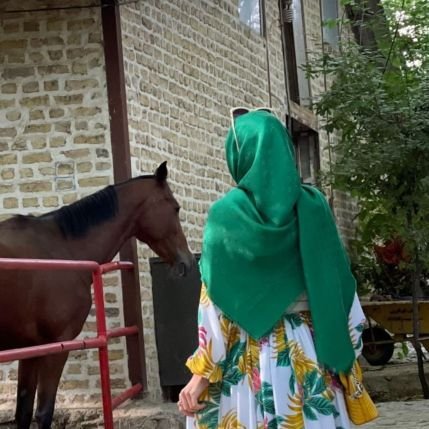 mom_nouraa's profile picture. آدمیزاد با یک سر و هزار سودا