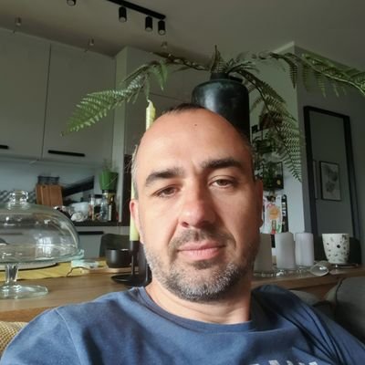 WawrzyniakTom's profile picture. Lubię wiedzieć