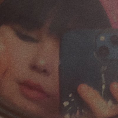 Graciemaceymoo's profile picture. Sorry, but being sexy and bitter is my default Settings ✌🏻😙