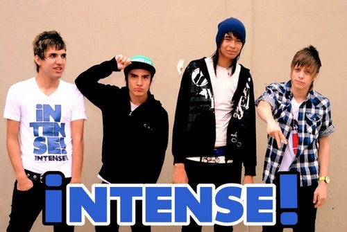 fc dedicado aos 4 garotos lindos da @bandaintense dona do fc @koba_thayna