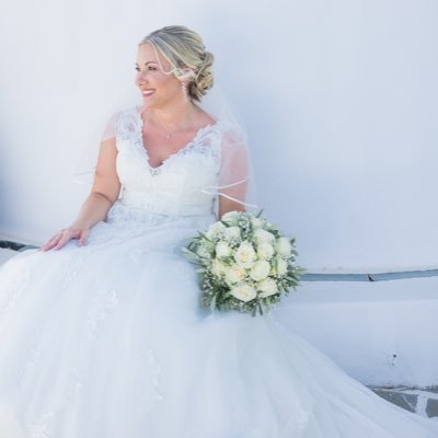 alisonmyrtaj's profile picture. Wife ❤️☀️🇬🇷 Auntie 👩‍👧‍👧 London Marathoner 🏅 Live life and do what makes you happy 🏃🏼‍♀️🌳