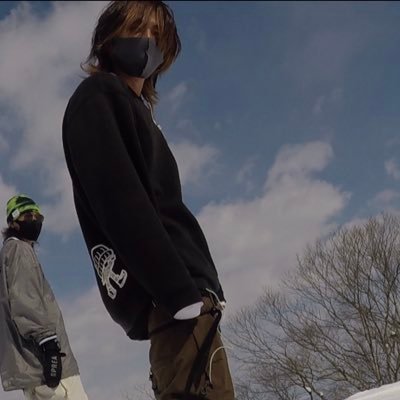 スノボー好きの25歳。グラトリ猛練習中😎spread愛用。ボーダーと繋がりたい!スノボーやりた過ぎて新潟に引っ越した。スノボー垢見るとすぐ無言フォローする癖があります。許してくださいwよろしく🙇♂️今年もグラトリしまくるぞー🔥