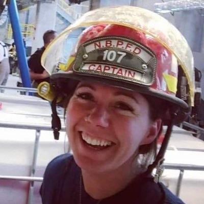 mcflaura0916's profile picture. mom ~ wife ~ fire captain