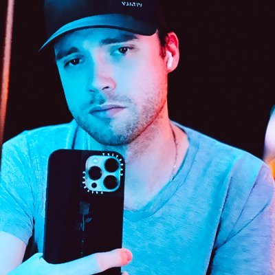 Dakota_ONeill's profile picture. endure and survive