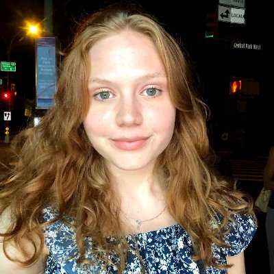 isabellarae_'s profile picture. NYC. Jewish.