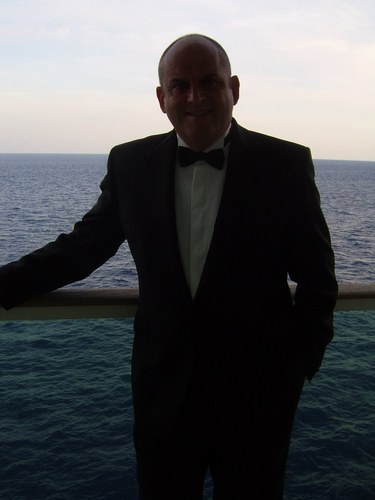 theref62's profile picture. Former tough tackling centre half and Man in Black now seen most Saturdays supporting Oxford United or hacking round the golf course