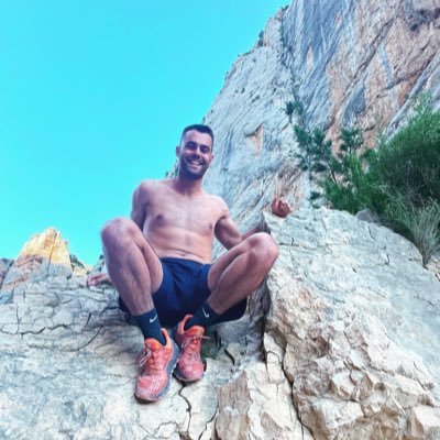 andreu198's profile picture. Penedesenc ribetà. Sóc enginyer biomèdic per la UPC. M'interessen la salut, el bàsquet i la tecnologia. Practico Jiu-Jitsu.